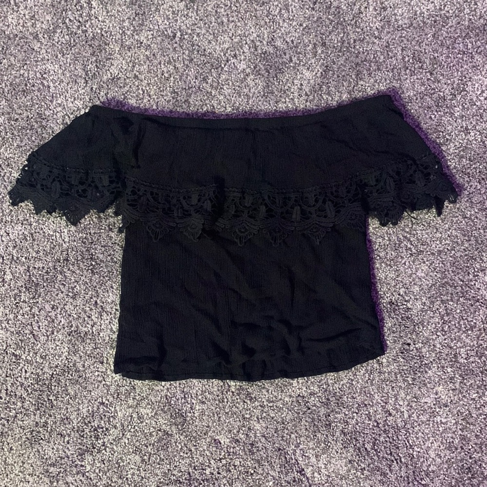 Off the Shoulder Black Tee